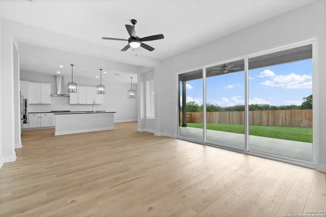 $539,900 | 159 Azalea Alley, Castroville, TX 78009