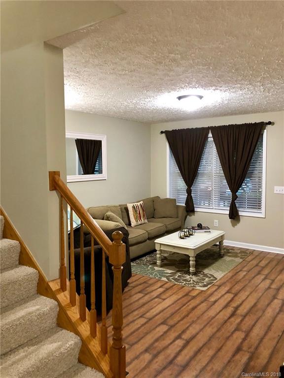 305 Tanbridge Road, Unit 54 Swannanoa, NC 28778 - Photo 4 of 15 Gallery Image 4