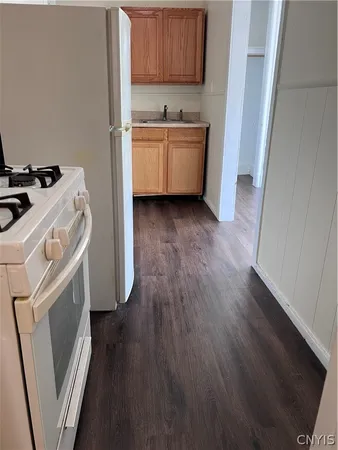 $850 | 146 East 2nd Street, Unit 6, Oswego, NY 13126