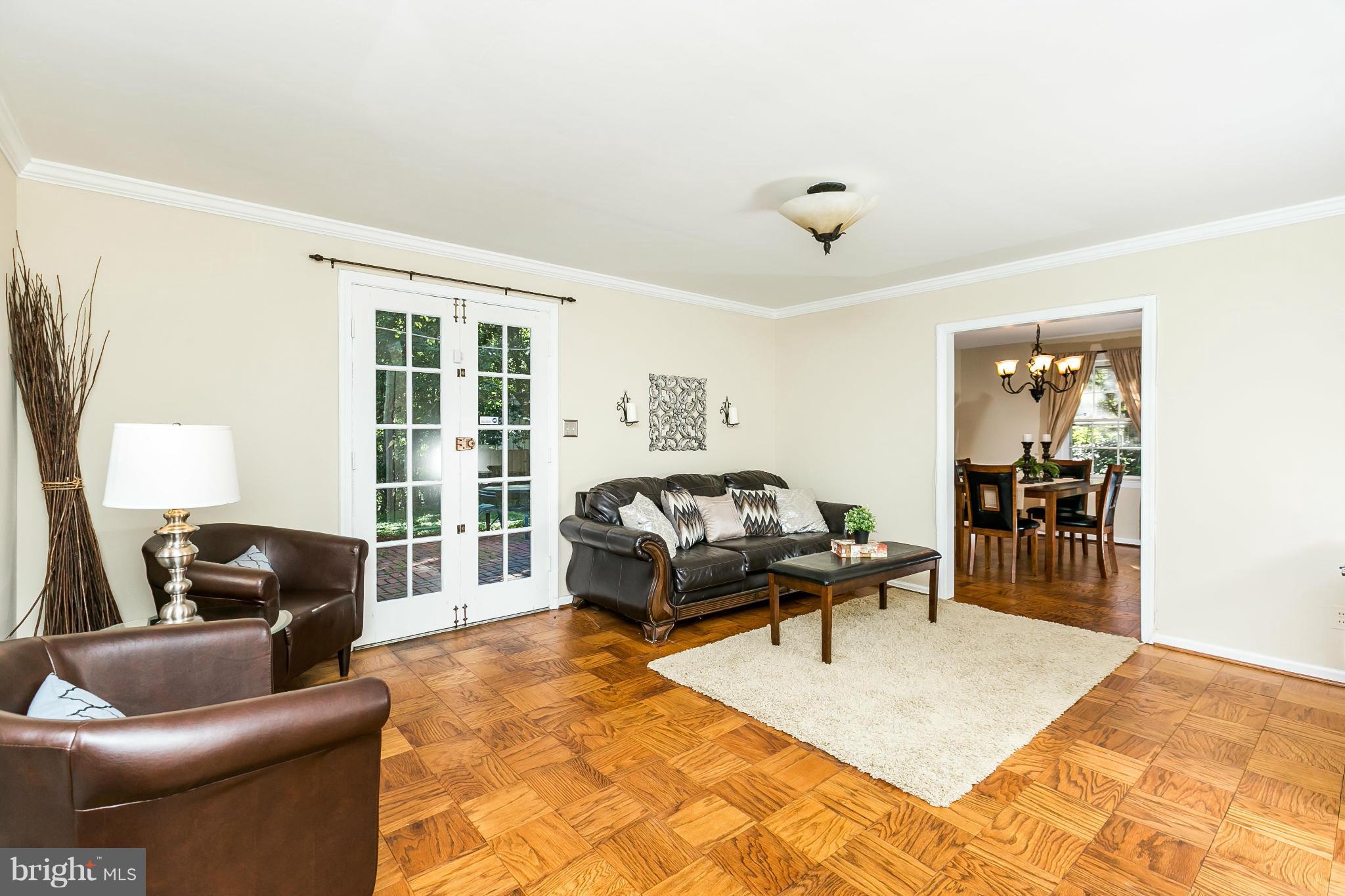 2303 Pickwick Road Baltimore, MD 21207 - Photo 3 of 26 Dining Room