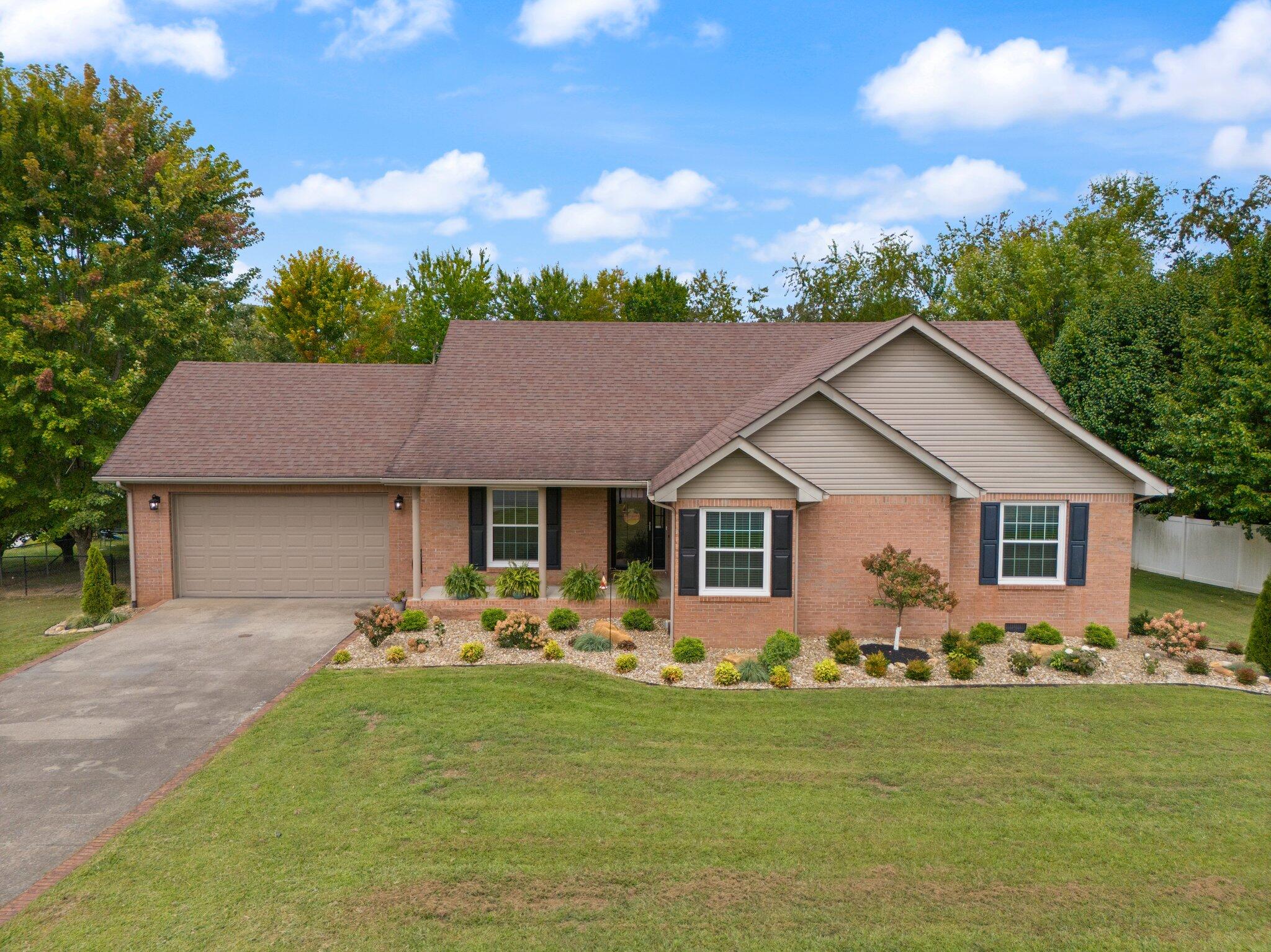103 Rookwood Drive Corbin, KY 40701 - Photo 2 of 59 47-web-or-mls-DJI_20240912131342_0268_D