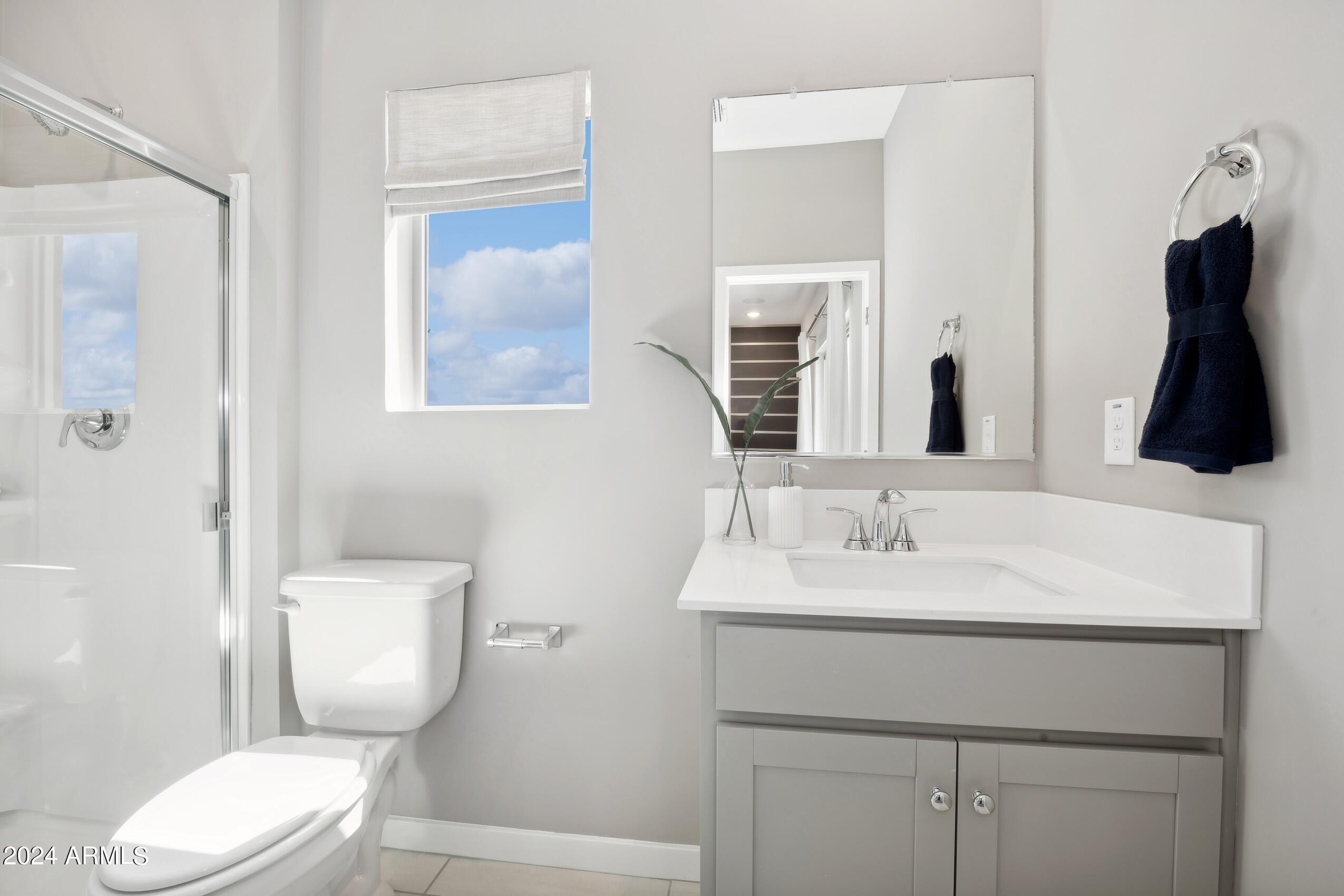 2819 West Red Fox Road Phoenix, AZ 85085 - Photo 12 of 16 145007_17 North_Carina_ Primary Bathroom