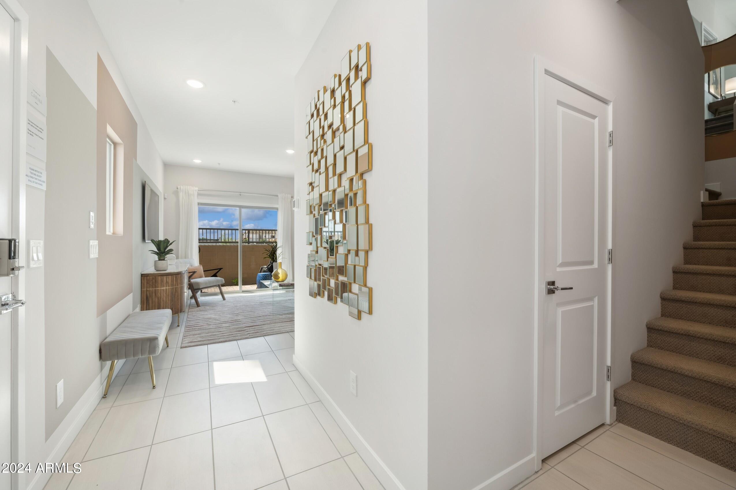 2819 West Red Fox Road Phoenix, AZ 85085 - Photo 8 of 16 144999_17 North_Carina_Foyer