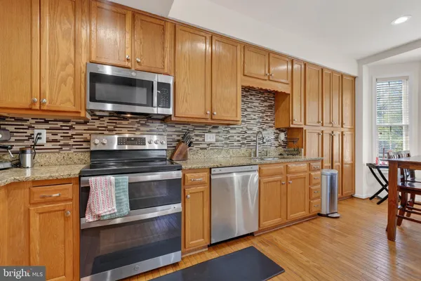 $5,000 | 8010 Readington Court, Springfield, VA 22152
