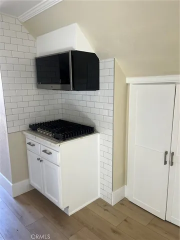 $1,750 | 625 Cedar Avenue, Unit 625 1/2, Long Beach, CA 90802