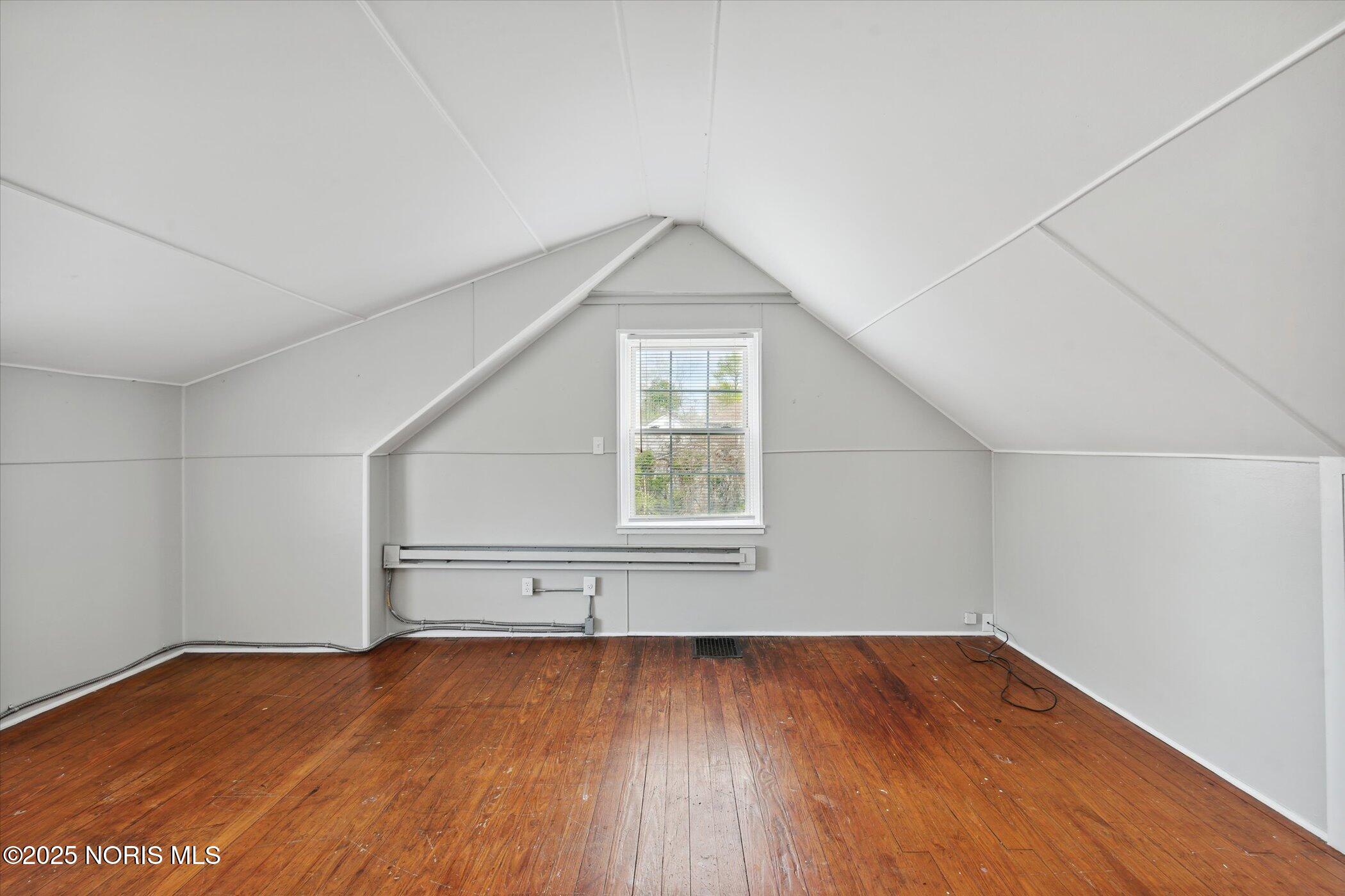 2140 Wyndhurst Road Toledo, OH 43607 - Photo 23 of 61 4