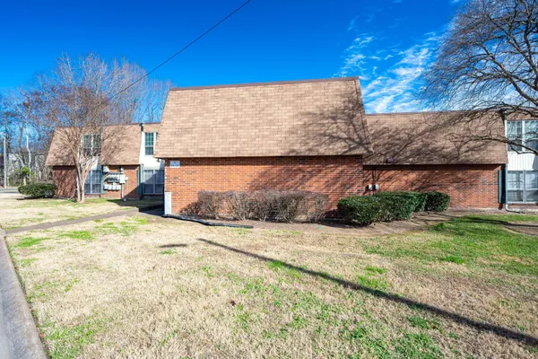 $110,000 | 900 Mountain Creek Road, Unit 184, Chattanooga, TN 37405