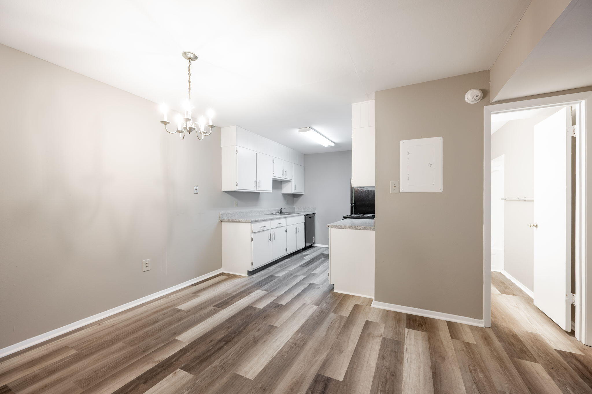 900 Mountain Creek Road, Unit 184 Chattanooga, TN 37405 - Photo 6 of 15 8-web-or-mls-DSC_6913