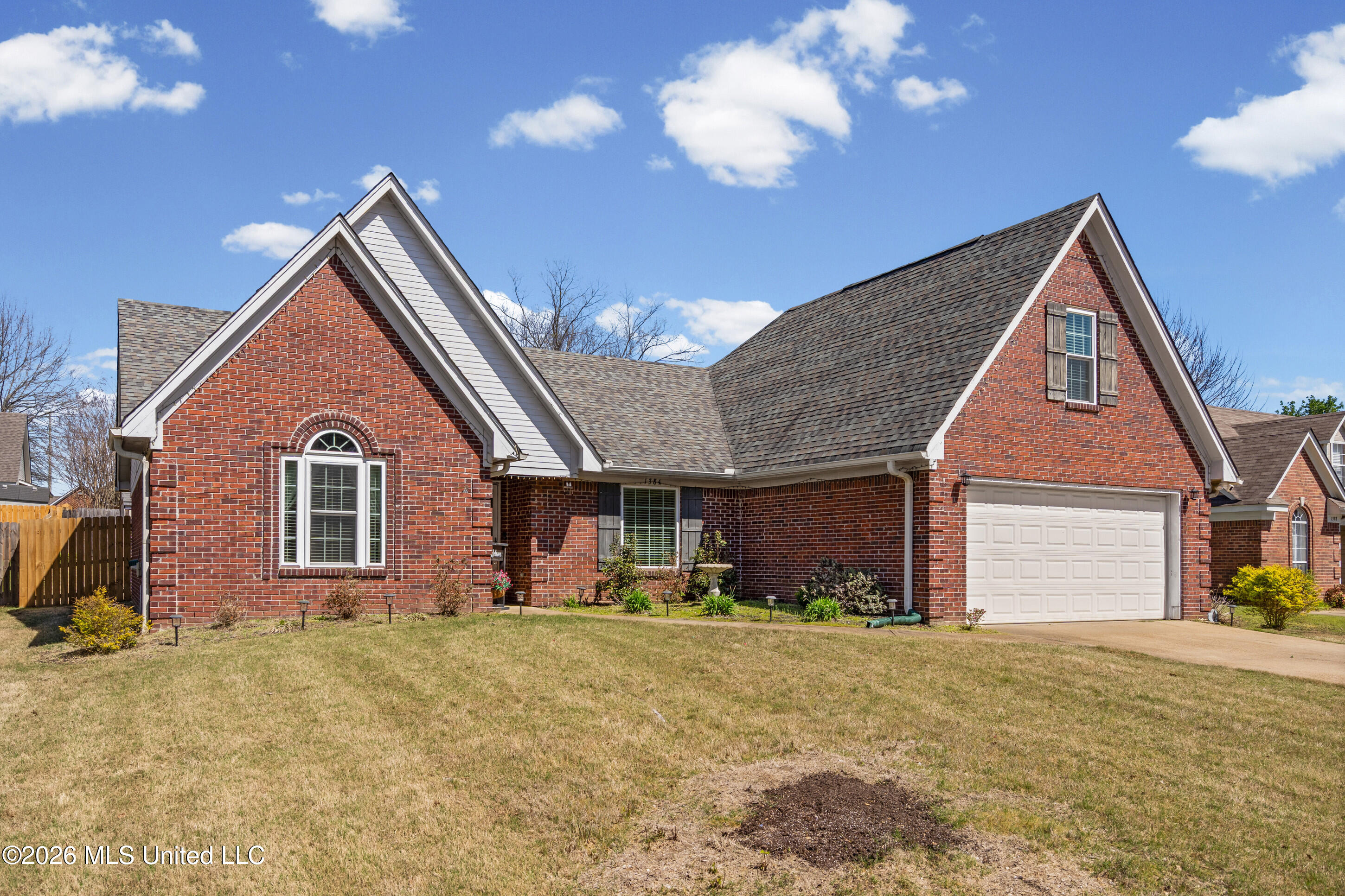 1384 Pendulum Drive Hernando, MS 38632 - Photo 2 of 20 _dsc9141_print