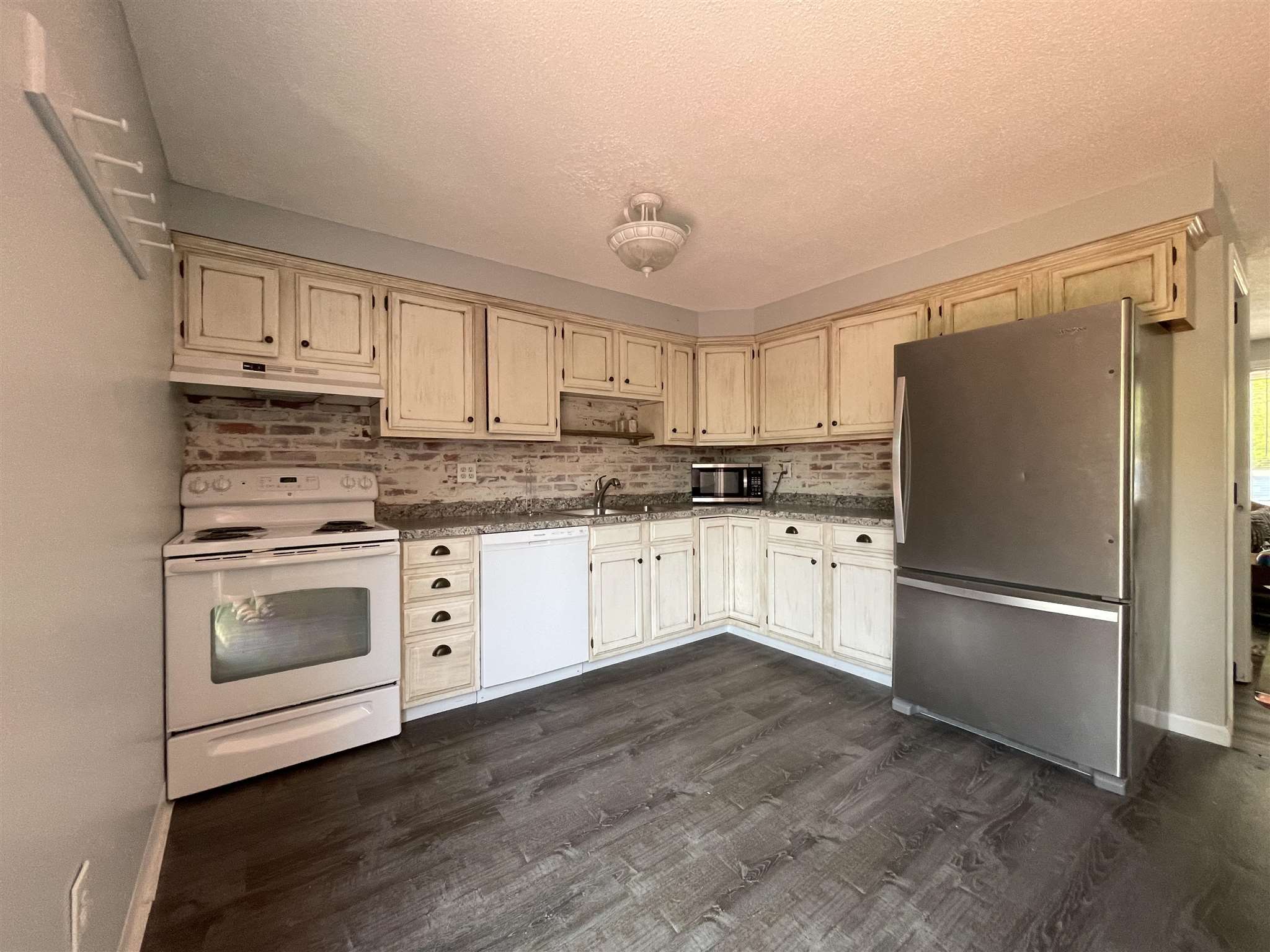 220 Hubbard Pond Road, Unit 3 New Ipswich, NH 03071 - Photo 3 of 14 Gallery Image 3
