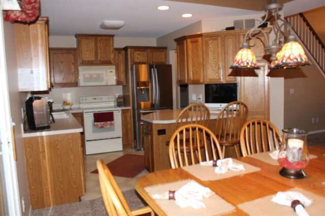 6380 Woodbrook Road Linden, MI 48451 - Photo 14 of 40 20452877-13.JPG