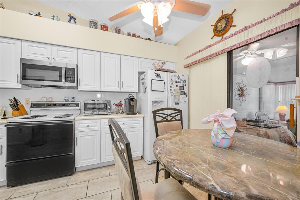 8202 Leafy Court Port Richey, FL 34668 - Photo 19 of 52