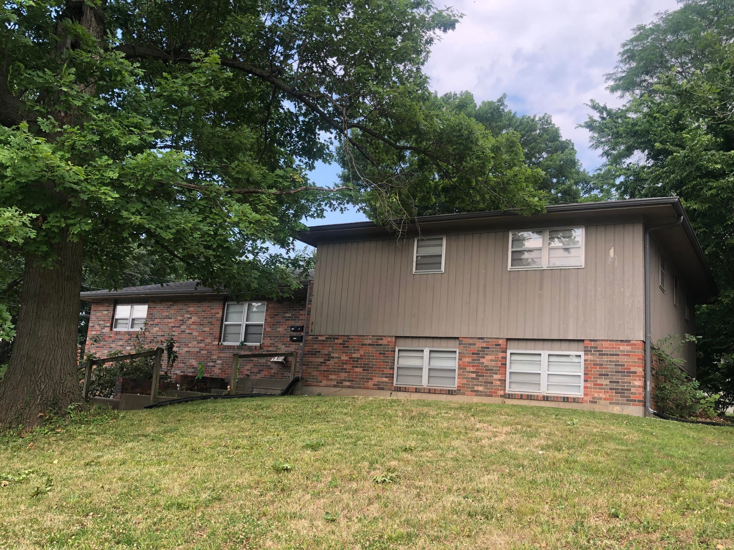 815 South Fairview Road Columbia, MO 65203 - Photo 1 of 1 Gallery Image 1