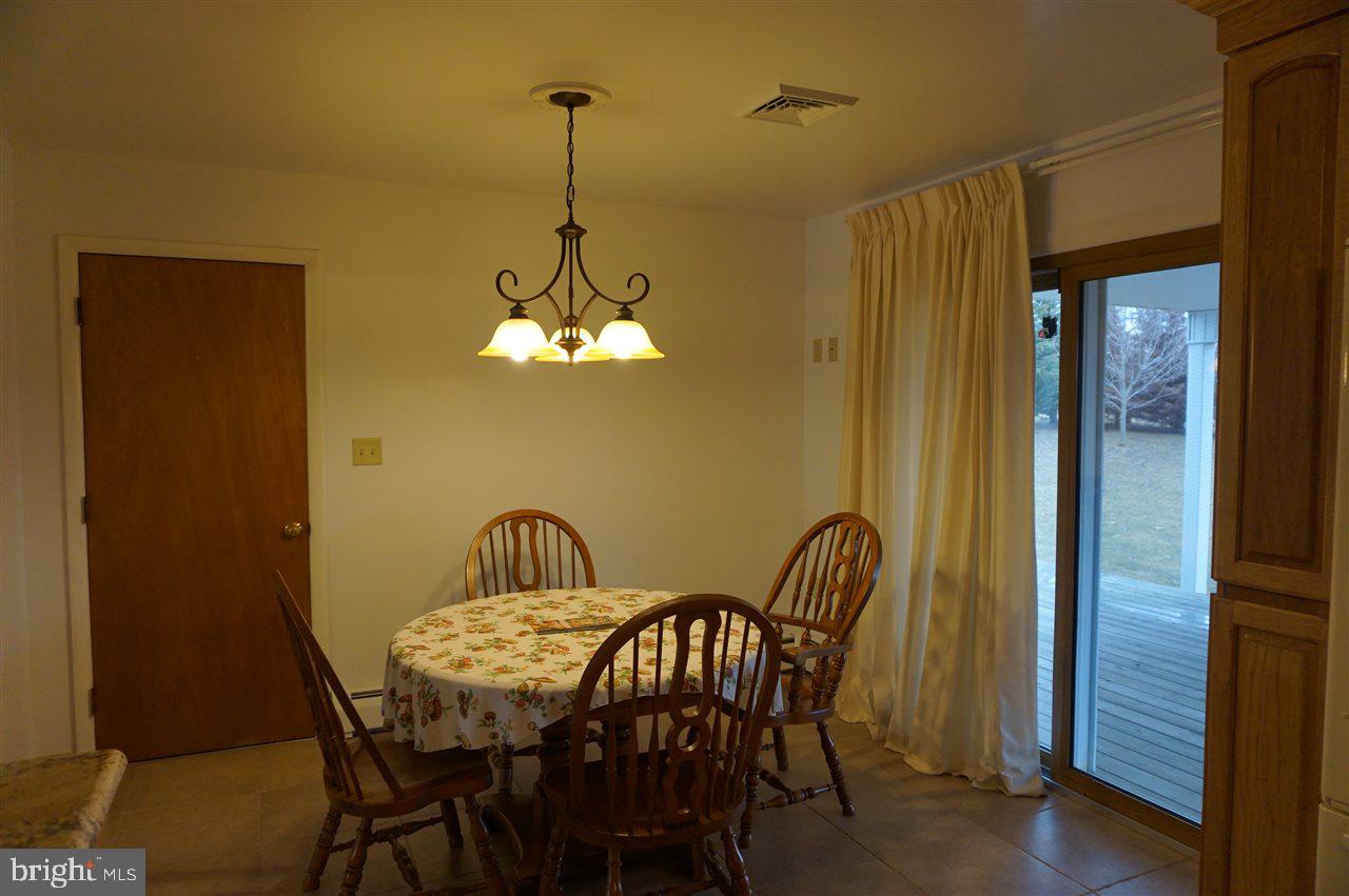 12772 Gum Tree Road Brogue, PA 17309 - Photo 4 of 36