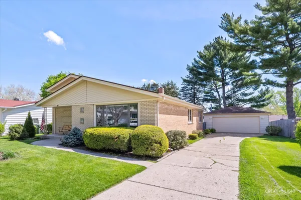 $399,900 | 45 Concord Avenue, South Elgin, IL 60177