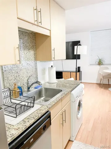 $98,000 | 5696 Kingsbury Avenue, Unit 102, St. Louis, MO 63112