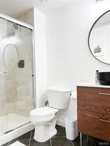 $98,000 | 5696 Kingsbury Avenue, Unit 102, St. Louis, MO 63112