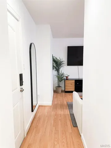 $98,000 | 5696 Kingsbury Avenue, Unit 102, St. Louis, MO 63112