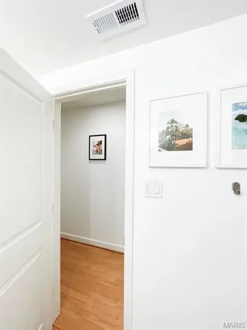 $98,000 | 5696 Kingsbury Avenue, Unit 102, St. Louis, MO 63112