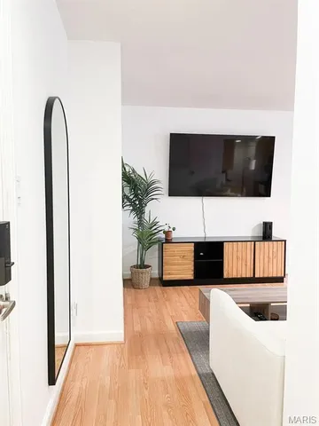 $98,000 | 5696 Kingsbury Avenue, Unit 102, St. Louis, MO 63112