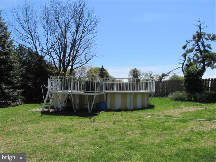 604 East Street Road Warminster, PA 18974 - Photo 4 of 19 Pool