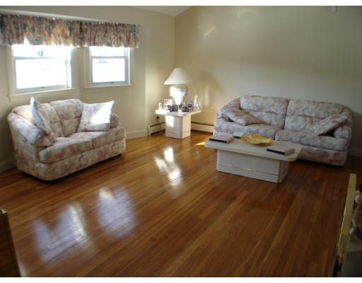 3 Apple Hill Road Peabody, MA 01960 - Photo 3 of 14 Gallery Image 3