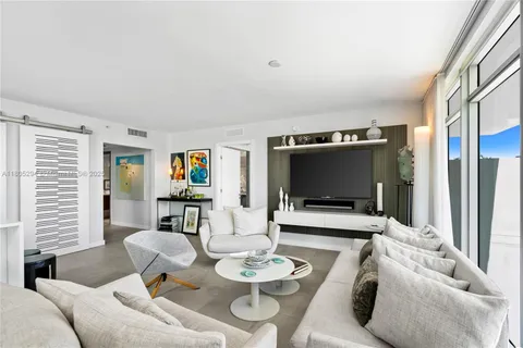 $2,200,000 | 1201 20th Street, Unit 314, Miami Beach, FL 33139