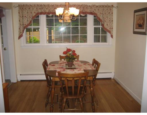 139 Longhill Road Franklin, MA 02038 - Photo 4 of 17 Gallery Image 4