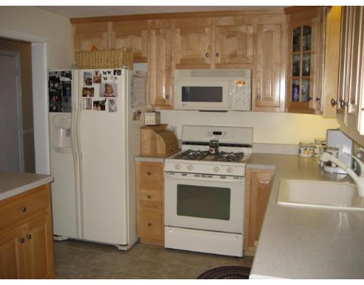 139 Longhill Road Franklin, MA 02038 - Photo 5 of 17 Gallery Image 5