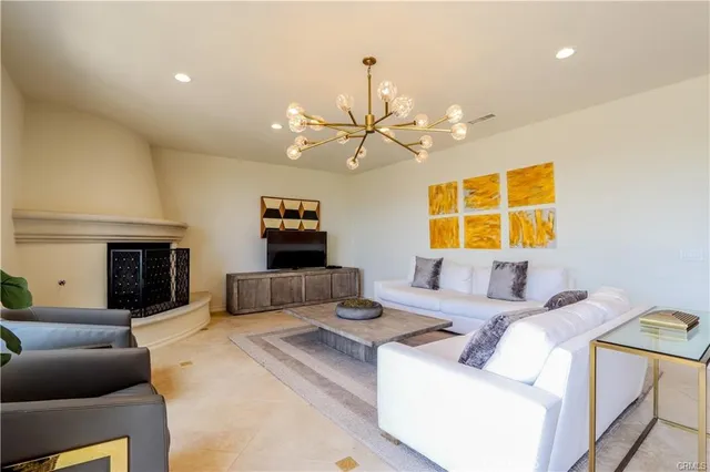 $14,800 | 15 Shadowcast, Newport Coast, CA 92657