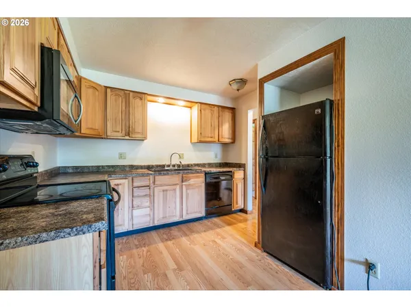 $389,000 | 1135 1st Street Northeast, Bandon, OR 97411