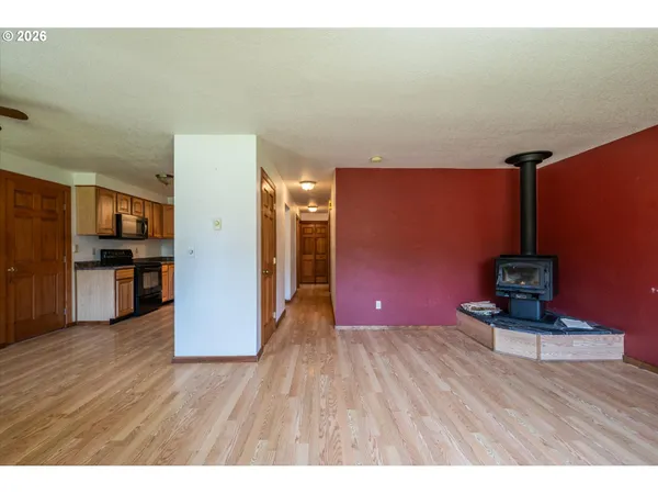 $389,000 | 1135 1st Street Northeast, Bandon, OR 97411