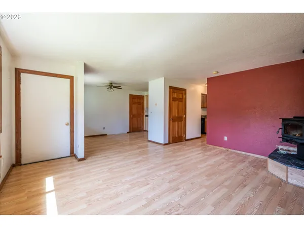 $389,000 | 1135 1st Street Northeast, Bandon, OR 97411