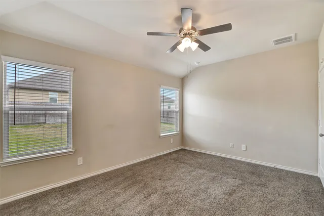 $2,250 | 1006 Fannin Street, Brenham, TX 77833