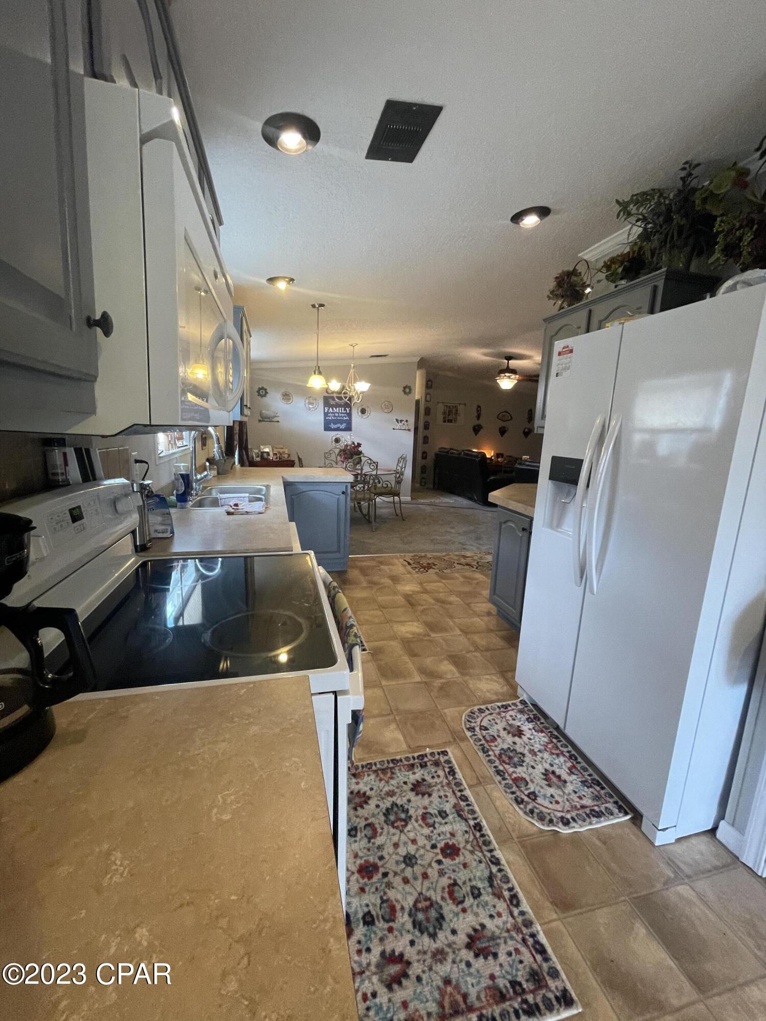 11122 Lawrence Road Fountain, FL 32438 - Photo 12 of 34