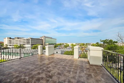 $429,000 | 1020 Wagner Street, Houston, TX 77007