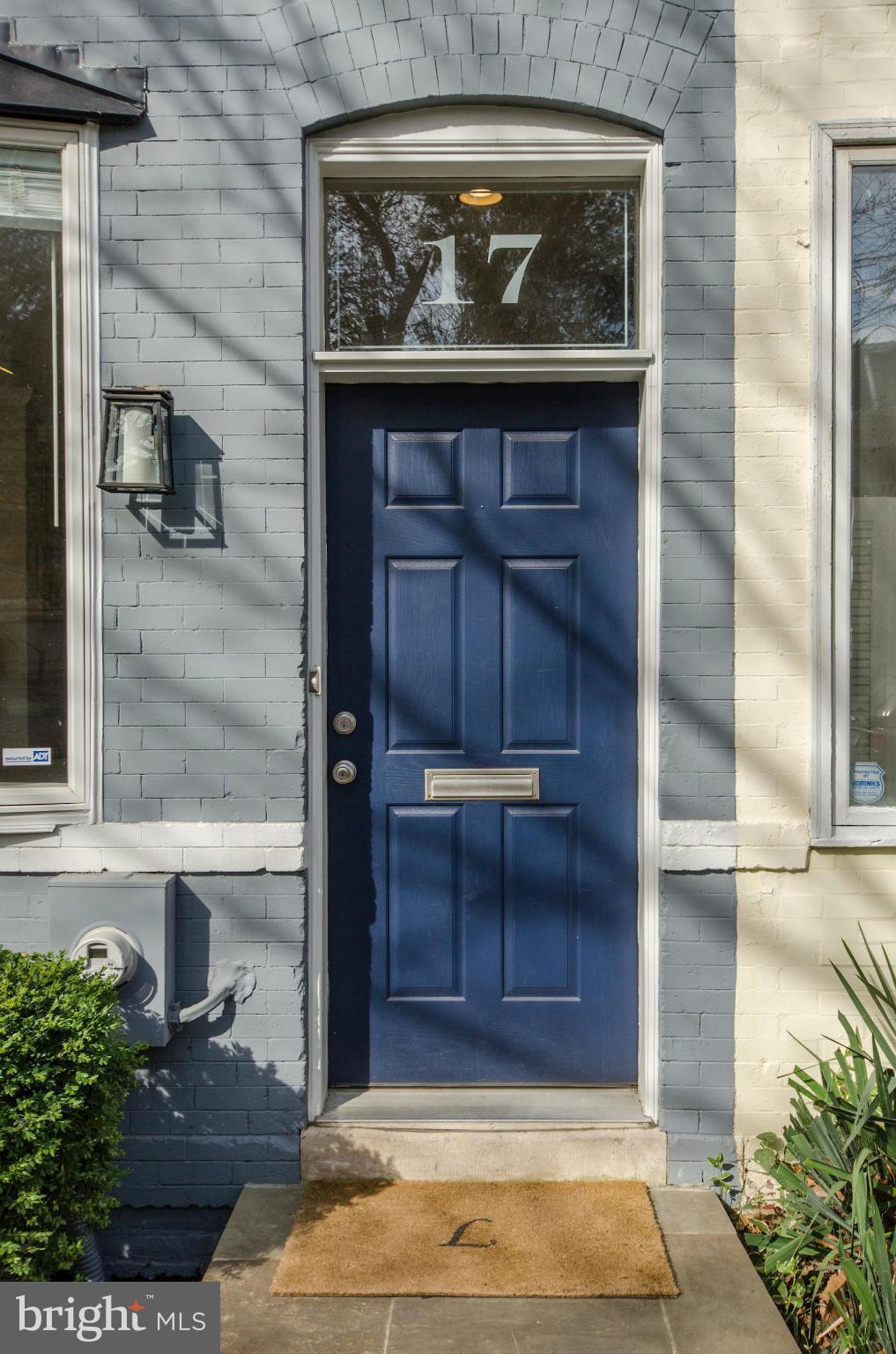 17 15th Street Southeast Washington, DC 20003 - Photo 2 of 28 a view of front door of house