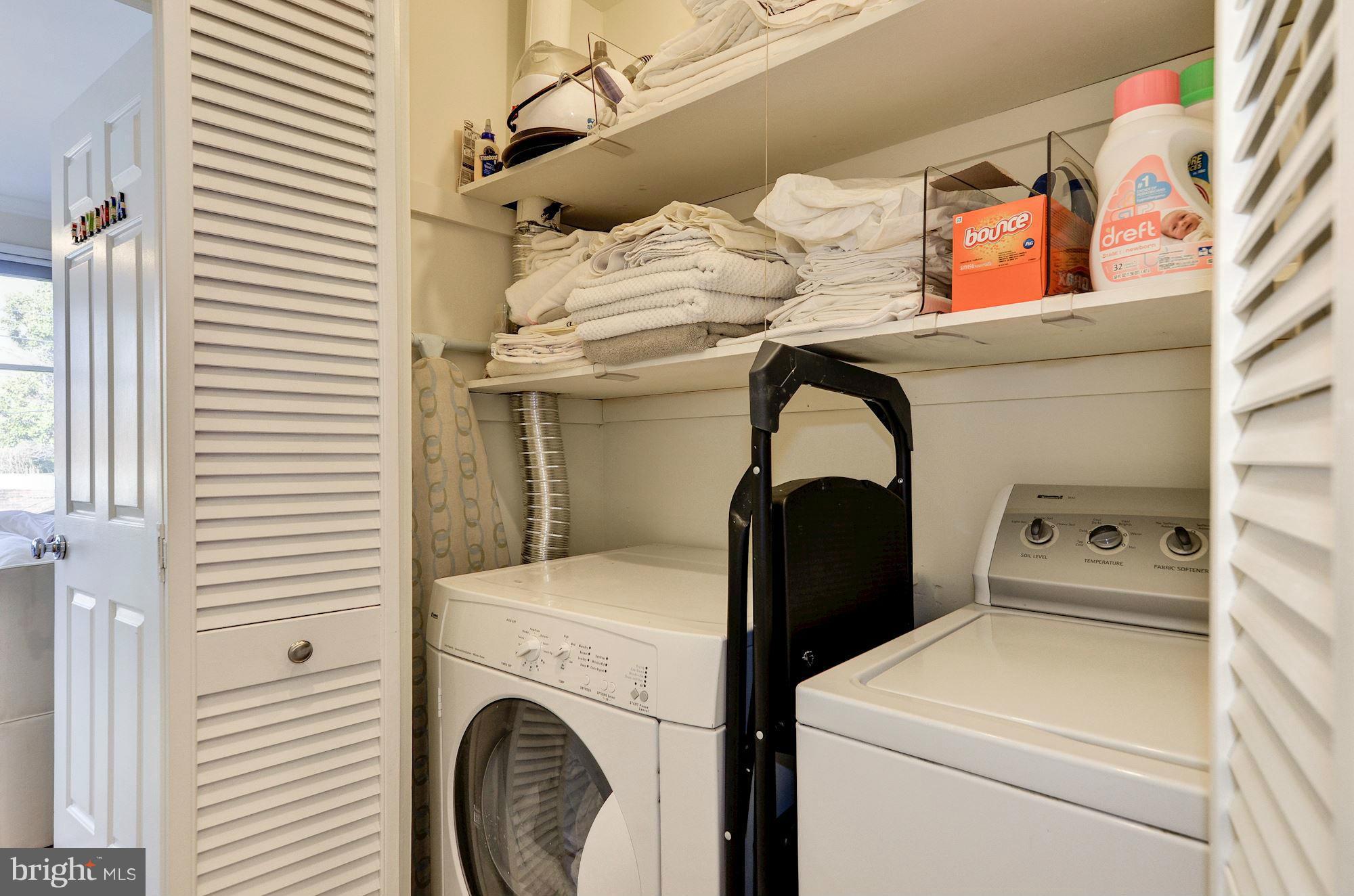 17 15th Street Southeast Washington, DC 20003 - Photo 21 of 28 a utility room with dryer and washer