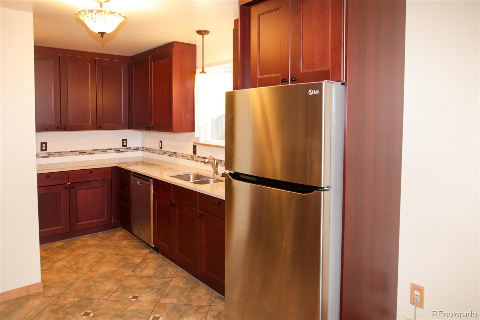 609 Wade Road Longmont, CO 80503 - Photo 6 of 25