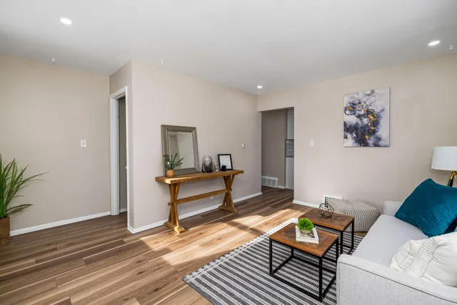 $189,900 | 3526 West Glendale Avenue, Milwaukee, WI 53209