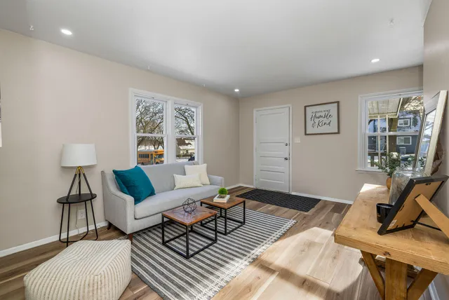 $189,900 | 3526 West Glendale Avenue, Milwaukee, WI 53209