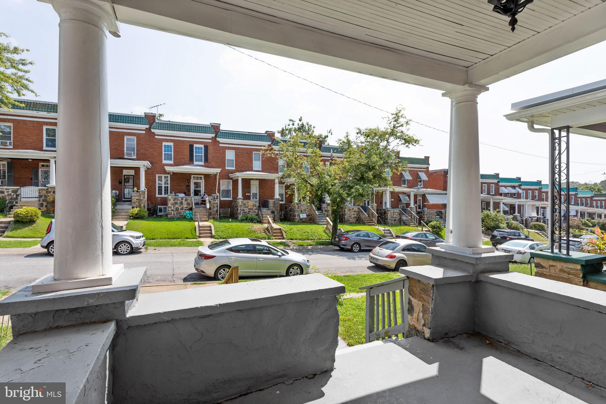 328 Marydell Road Baltimore, MD 21229 - Photo 3 of 31