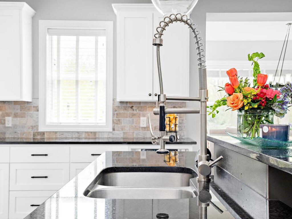 8858 Aviary Path Inver Grove Heights, MN 55077 - Photo 8 of 51 Gallery Image 8