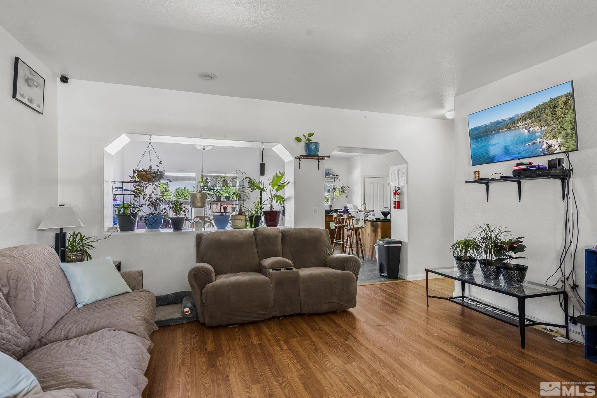 9655 Silver Desert Way Reno, NV 89506 - Photo 4 of 18 Photo 4