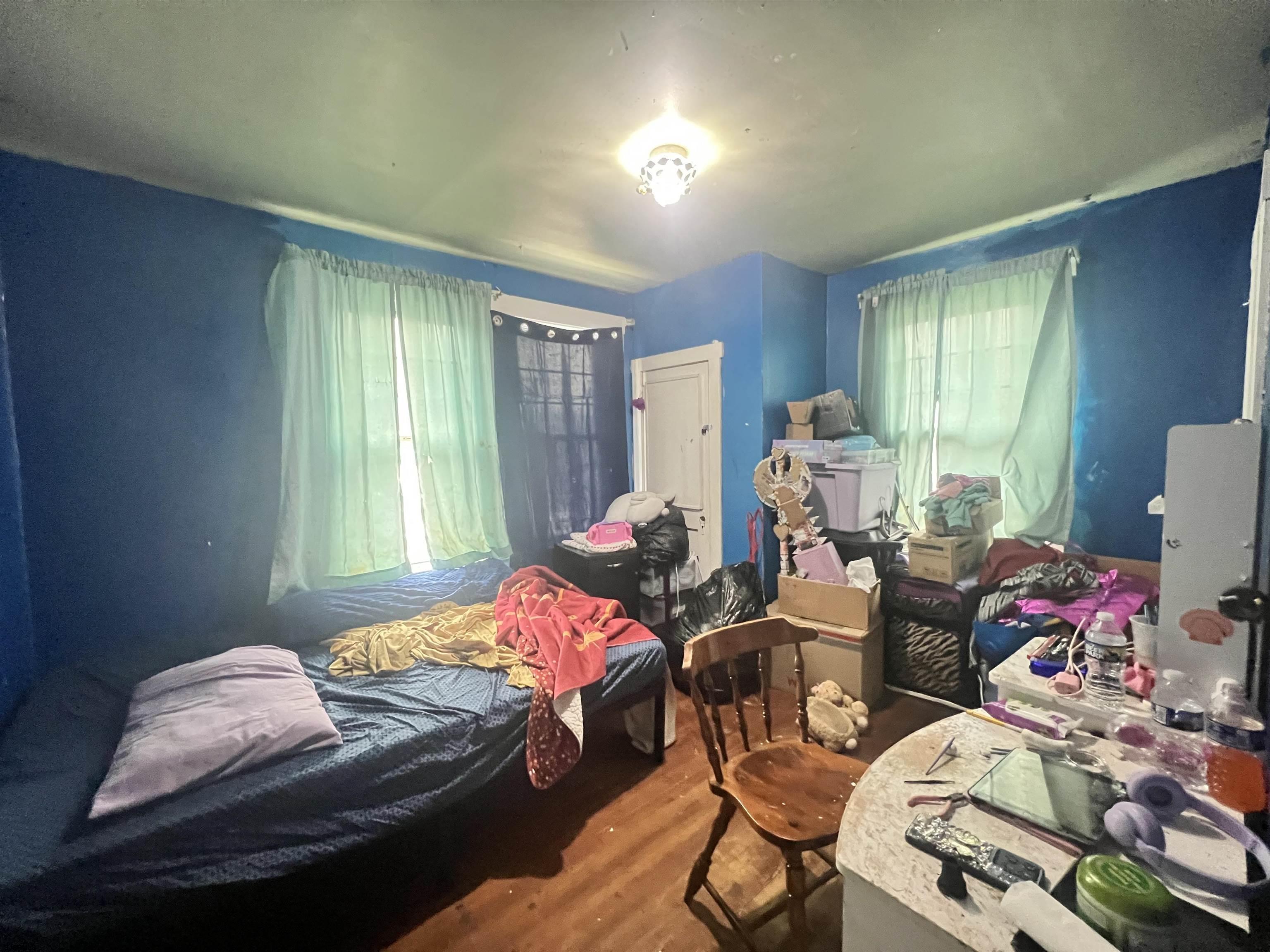 2 9th Street Salem, NJ 08079 - Photo 21 of 33 a bedroom with bed and a window