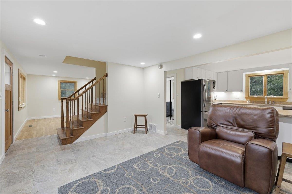 16 Lakeview Way Auburn, NH 03032 - Photo 10 of 45