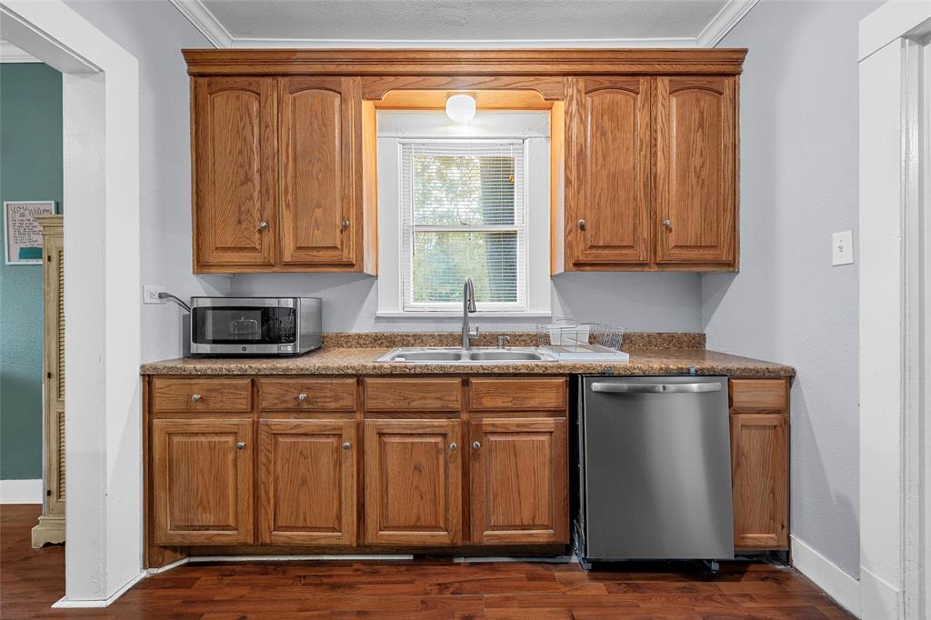 2525 Edna Avenue Waco, TX 76708 - Photo 9 of 25