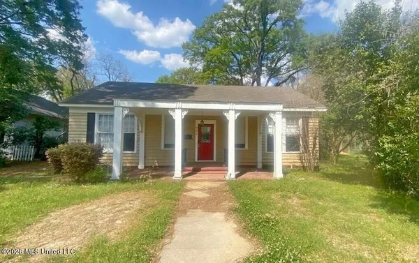 $139,000 | 221 East Center Street, Canton, MS 39046