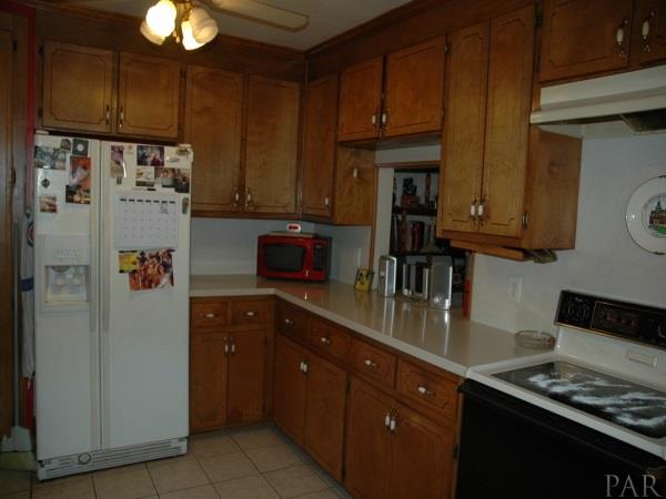 307 Rue Max Street Pensacola, FL 32507 - Photo 5 of 38 Smooth Top stove and dishwasher are included