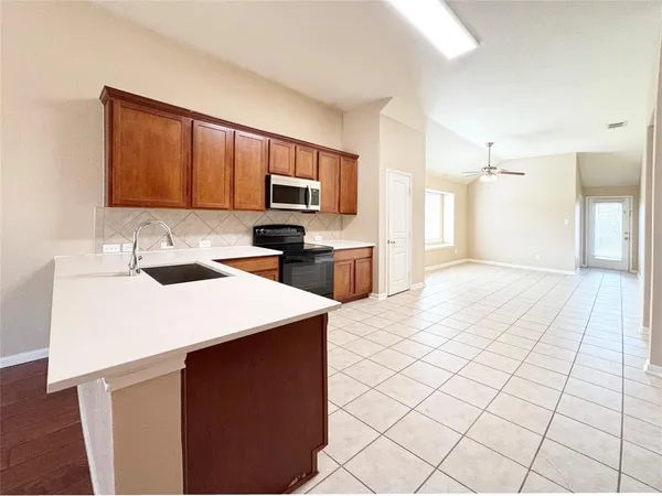 $2,250 | 12109 Macaroon Lane, Fort Worth, TX 76244